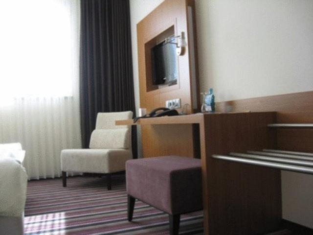 Hotel Qualitel Hilpoltstein Extérieur photo
